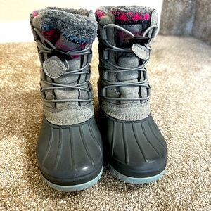 Snow boots. Kids size 13